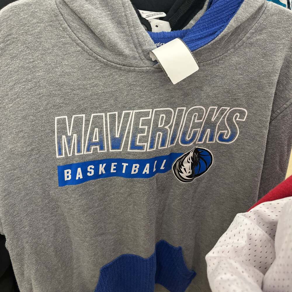 Dallas Mavericks Basketball Men's New Blue Hoodie Sweatshirt Size M